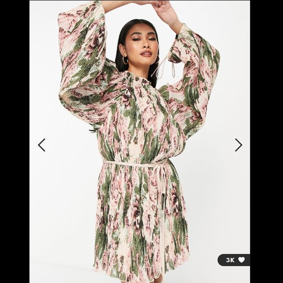 ASOS DESIGN Plisse Mini Dress Floral Printed Blouson Sleeves Romantic M 8 - Picture 1 of 9